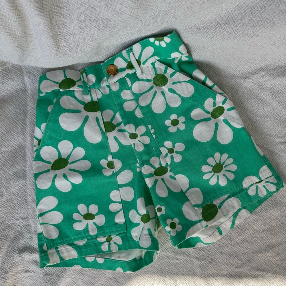 Lazy Daisy Big Bud Press Shorts XXS